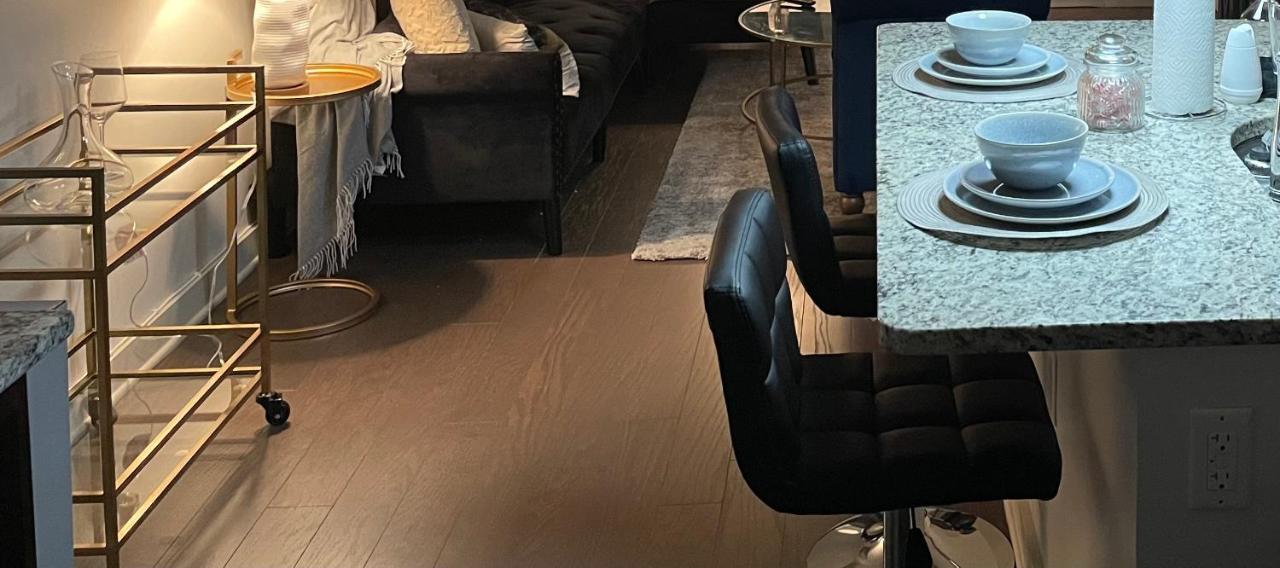 Luxurious 1Br Uptown Highrise/ Balcony With City View! シャーロット エクステリア 写真